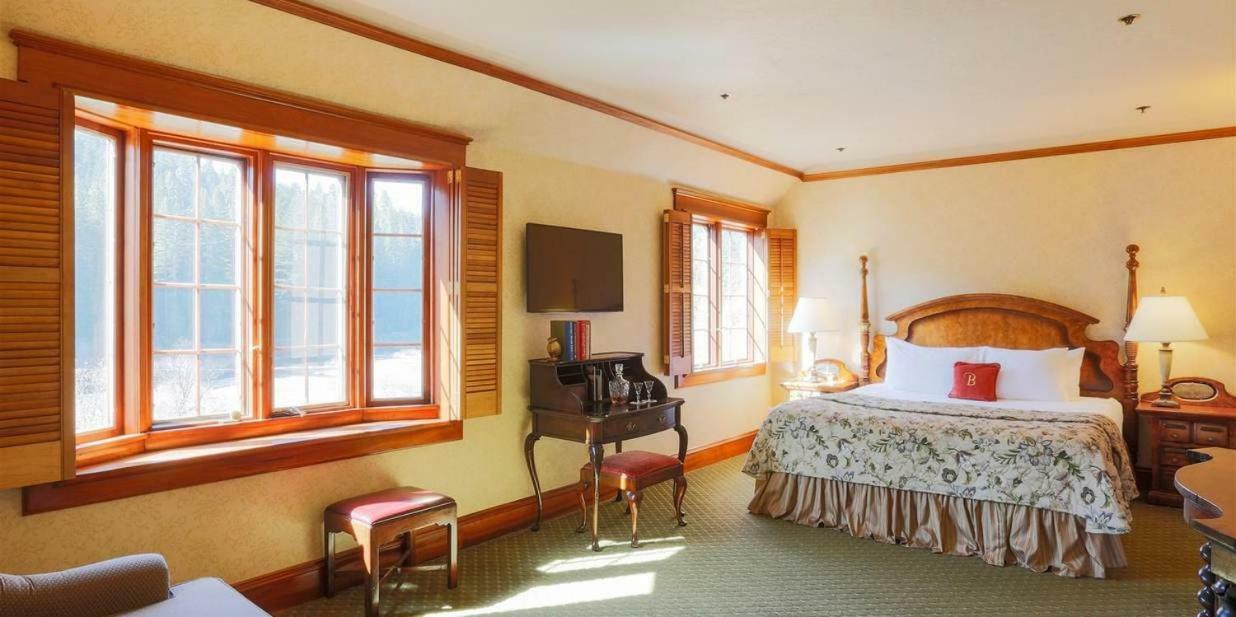 Benbow Historic Inn Гарбервилл Экстерьер фото